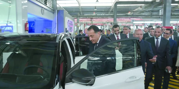 الزمالك «حائر» بين المستحقات والتجديد