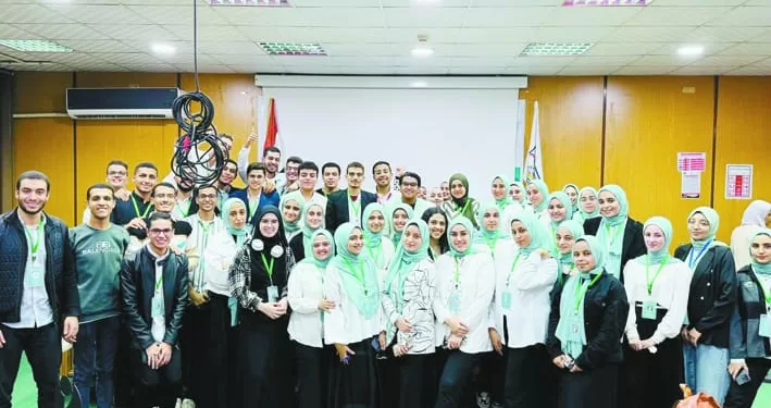 باحثون ما قبل التخرج.. التفوق مبكرًا.. مبادرة شبابية 1 - جريدة الجمهورية كولر يطالب «كاف» بـ «الفار» .. والدولار يبعد المارد عن أهدافه