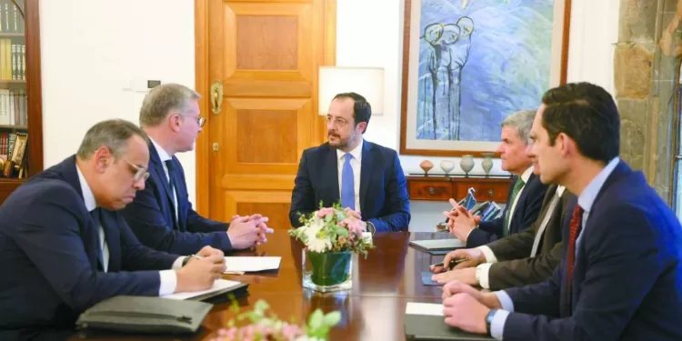 جدل «زملكاوى» جروس يطالب بإنهاء أزمة المستحقات