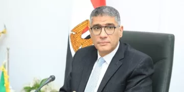 محافظ الجيزة يفتح باب الأمل للمشروعات المتعثرة في أبو رواش بمهلة 6 أشهر جديدة