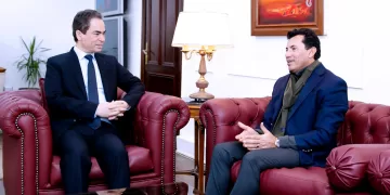 شراكة جديدة.. الهيئة الوطنية للإعلام ووزارة الشباب تبحثان سبل التعاون