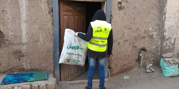 قوافل الخير تغطي 150 أسرة بالدقهلية 1 - جريدة الجمهورية توقيع الكشف الطبى على 1380 مريض بقافلة طبية شاملة بالدقهلية