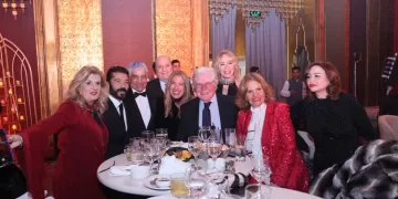 بحضور الوزراء ونجوم الفن.. زاهي حواس يحتفل بزفاف نجله كريم | صور