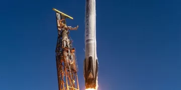 نجاح إطلاق القمر الاصطناعي «محمد بن زايد سات»