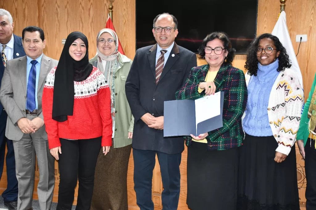 في احتفالية علمية كبيرة: جامعة حلوان تمول 48 مشروعًا بحثيًا 4 - جريدة الجمهورية WhatsApp Image 2025 01 16 at 3.22.44 PM 2 - جريدة الجمهورية
