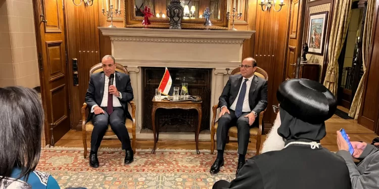 عبد العاطى لـ«ممثلى الجالية المصرية في بلجيكا ولوكسمبورج»: القيادة المصرية تضع مصلحة المصريين بالخارج على رأس أولوياتها 1 - جريدة الجمهورية وزير الخارجية يشيد بالتعاون مع «يان دي نول» البلجيكية في مجال الطاقة المتجددة