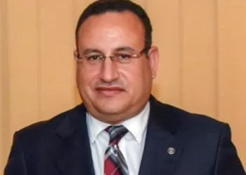 رئيس جامعة كفر الشيخ يهنئ «قنصوة» بتجديد الثقة كرئيس لجامعة الإسكندرية