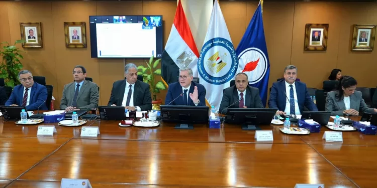 زيادة بنسبة 127% في مبيعات وقود الطائرات.. مصر تحقق إنجازًا جديدًا في قطاع الطاقة