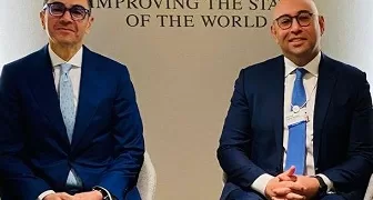 مصر تستقبل استثمارات جديدة من عملاق التجزئة الإماراتي: لقاء واعد في دافوس