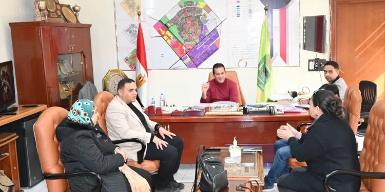 تحويل المناطق الصناعية بالعاشر من رمضان إلى «نموذج أخضر» 1 - جريدة الجمهورية تحويل المناطق الصناعية بالعاشر من رمضان إلى «نموذج أخضر»