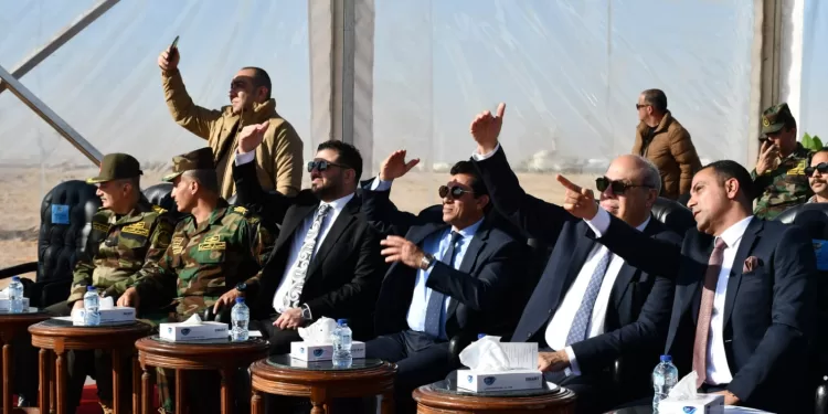 صبحي يتفقد حمام السباحة بمركز التنمية الشبابية بالأسمرات