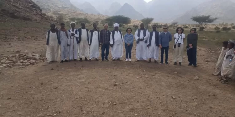 نائب محافظ البحر الأحمر ووفد الهيئة الهندسية والجامعة الألمانية فى جولة بمحمية جبل علبة