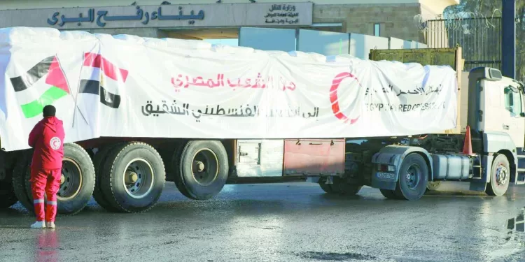 مقابل إفراج الاحتلال عن 180 فلسطينيًا: حماس تطلق سراح 4 أسيرات عصر اليوم