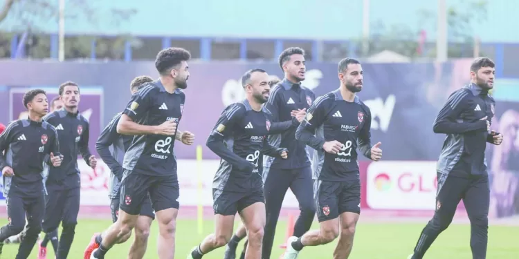 أزمة التجديد والتعاقدات .. مستمرة: السلوفينى «جراديشار» على بعد خطوة من الأهلى