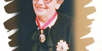 عظيمات مصر.. قيادات ناجحة ونماذج ملهمة:لطفية النادى أول مصرية «كابتن طيار».. وثانى امرأة تقود طيارة فى العالم