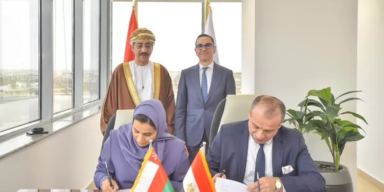 توقيع مذكرة تفاهم بين مصر وسلطنة عمان لتعزيز التبادل التجاري وجذب الاستثمارات
