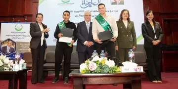 مؤسسة خميس تكرم المائة الأوائل من الثانوية العامة والأزهرية للعام الحادي والعشرين