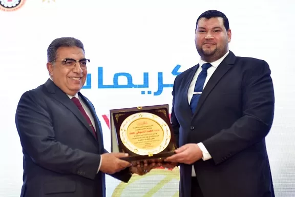 محافظ الدقهلية: ٢٨٢٨ فرصة عمل متاحة لكل التخصصات 26 - جريدة الجمهورية 25 2 - جريدة الجمهورية