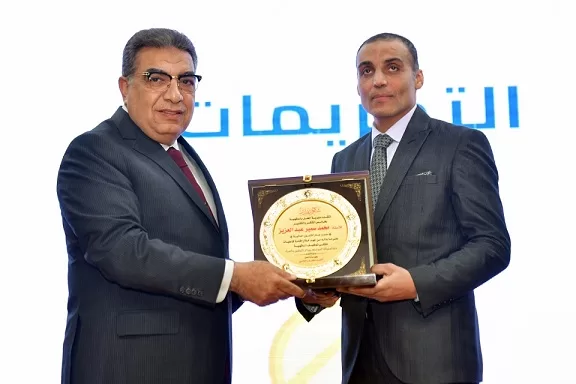 محافظ الدقهلية: ٢٨٢٨ فرصة عمل متاحة لكل التخصصات 28 - جريدة الجمهورية 27 1 - جريدة الجمهورية