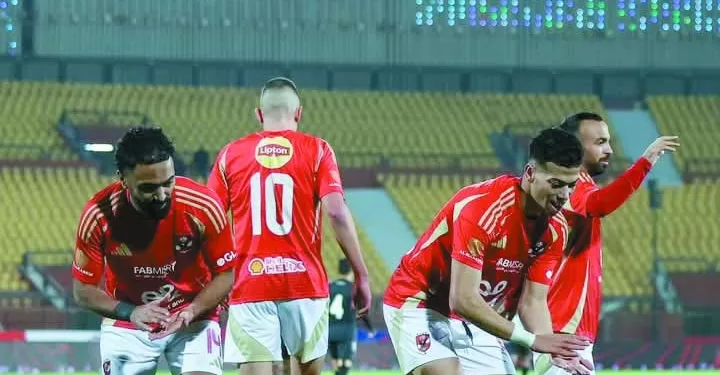 كولر يحقق الفوز المائة مع الأحمر الأهلى ينقض على القمة مؤقتًا