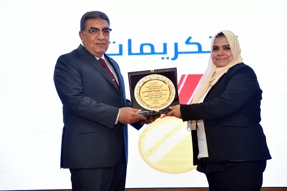 محافظ الدقهلية: ٢٨٢٨ فرصة عمل متاحة لكل التخصصات 32 - جريدة الجمهورية 31 - جريدة الجمهورية