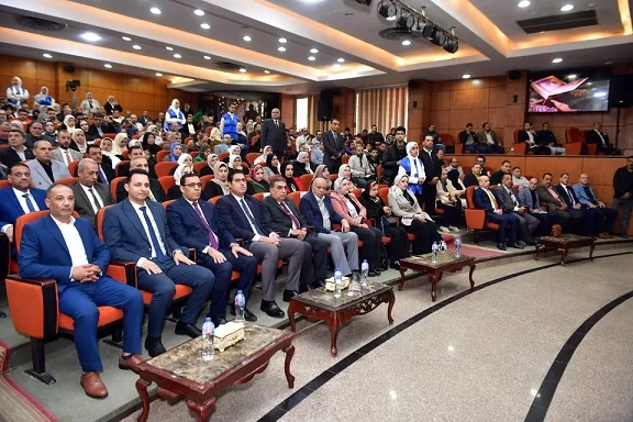 محافظ الدقهلية: ٢٨٢٨ فرصة عمل متاحة لكل التخصصات 5 - جريدة الجمهورية 4 22 - جريدة الجمهورية