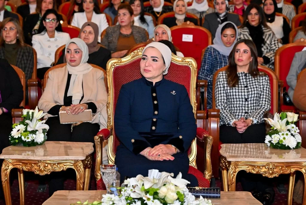 السيدة انتصار السيسي: المرأة الواعية تصنع مستقبلًا أكثر إشراقًا لها ولوطنها 6 | جريدة الجمهورية