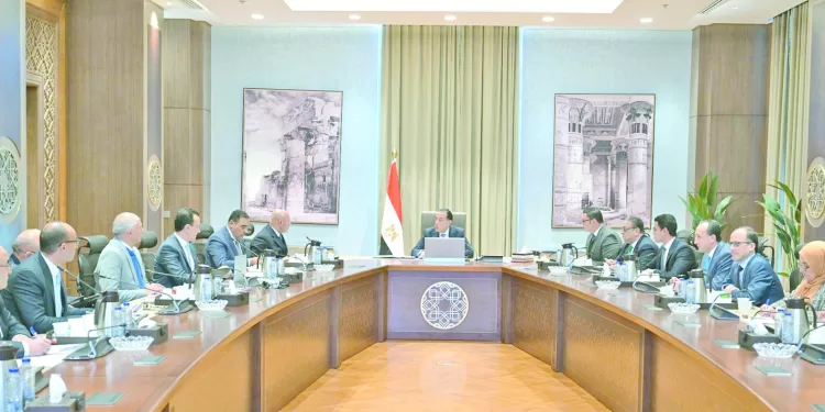 بعد اعتماد الرئيس: الحكومة تعلن تفاصيل حزم الحماية الإجتماعية الجديدة 1 - جريدة الجمهورية «رأس الحكمة» قيمة مضافة للاقتصاد المصرى