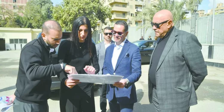 وزير الاستثمار يتفقد الأصول التابعة لصندوق مصر السيادى بوسط البلد 1 - جريدة الجمهورية كوتيسا.. صفقة فى مهب الريح