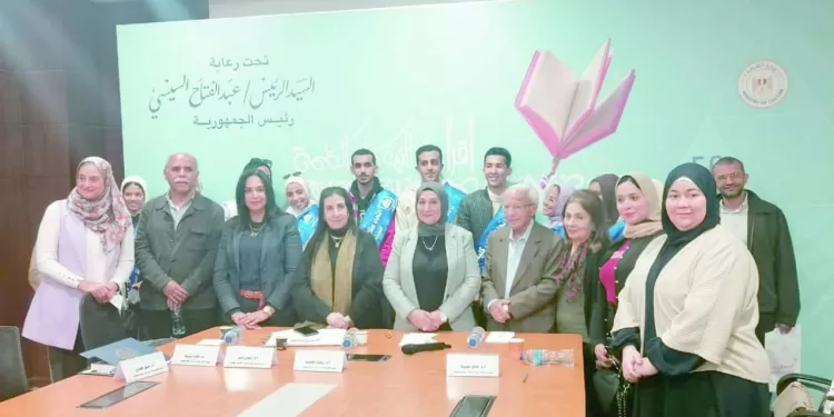 مختلف فئات الشعب شاركت فى دعم الفكرة لإيجاد تعليم مدنى مجانى