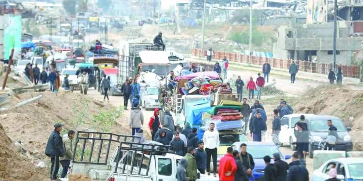 فى الجولة 12 للدورى بيراميدز على القمة بفوز مثير للجدل