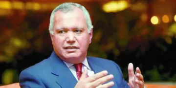 مرموش يكتب التاريخ بـ«أسرع هاتريك»