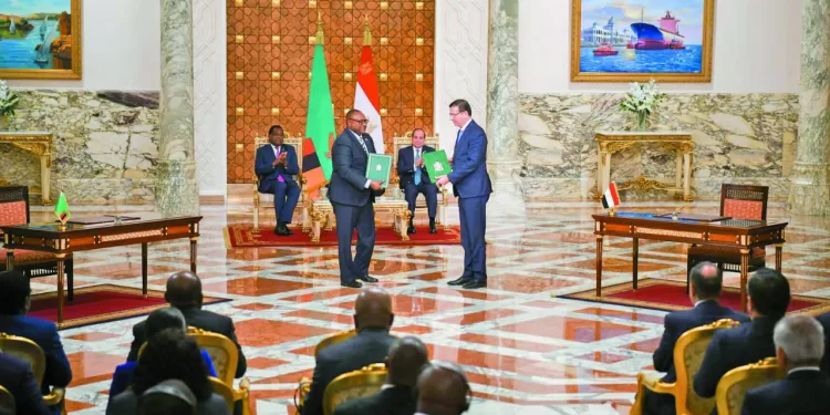 بوجلبان يقود تدريب المصرى وسط ترحيب بورسعيدى