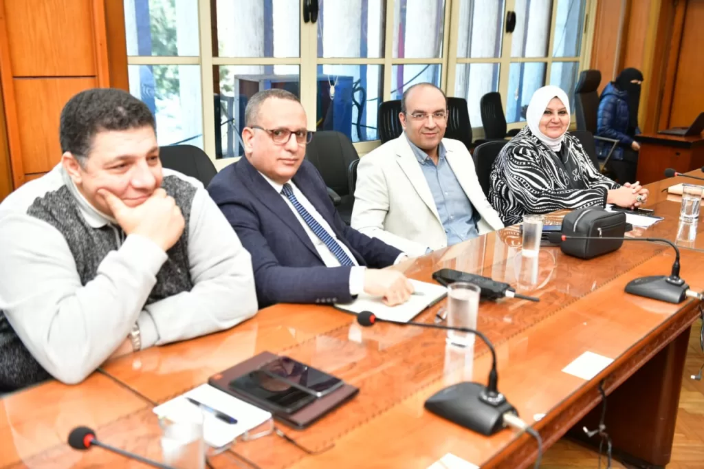 محافظ الدقهلية يعقد اجتماع تنسيقي لإطلاق قافلة إغاثة عاجلة لغزة 26 - جريدة الجمهورية WhatsApp Image 2025 02 03 at 5.24.26 PM - جريدة الجمهورية