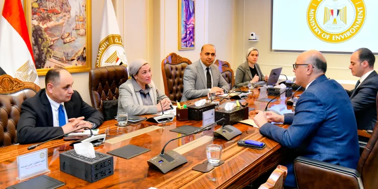 وزيرة البيئة ومحافظ القليوبية يبحثان خطة تنفيذ أنشطة البنك الدولي 1 - جريدة الجمهورية وزيرة البيئة ومحافظ القليوبية يبحثان خطة تنفيذ أنشطة البنك الدولي