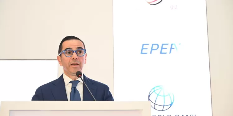 وزير الاستثمار: مصر تتجه نحو تعزيز دور القطاع الخاص في إدارة الاقتصاد 1 - جريدة الجمهورية رحلة قرن من العطاء: جامعة القاهرة تشارك بندوة في الدورة 56 لمعرض الكتاب