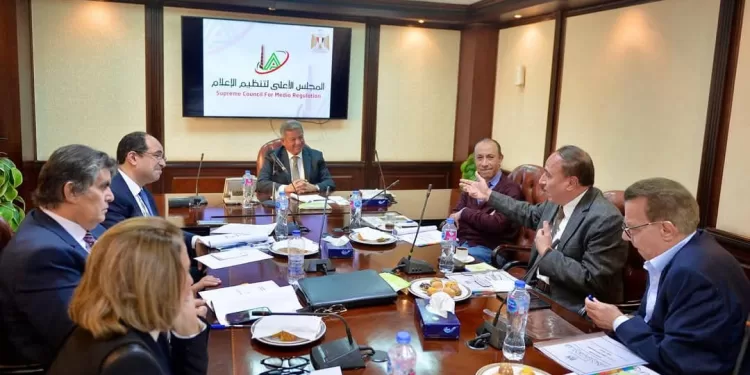 ضوابط صارمة من «الأعلى للإعلام» للإعلانات الطبية والغذائية والمسابقات