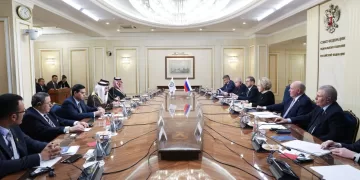 رئيسة المجلس الفيدرالي الروسي توقع مذكرة تفاهم مع البرلمان العربي لتعزيز التعاون البرلماني