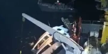 إنقاذ جميع أفراد طاقم اللنش السياحى «ترى تون» برأس شقير