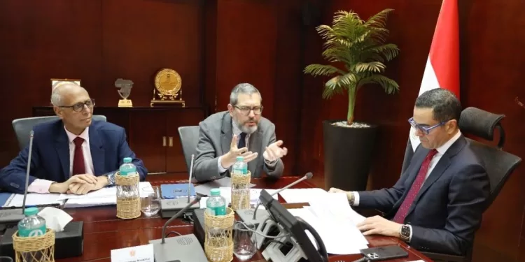 وزير الاستثمار: الدولة تعمل على تهيئة مناخ الأعمال لتمكين القطاع الخاص من قيادة التنمية الاقتصادية