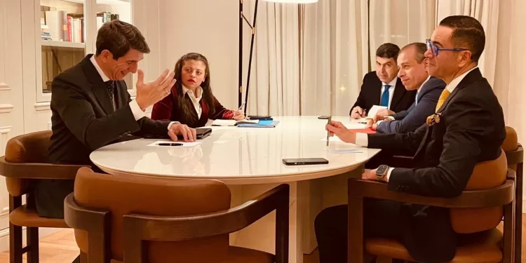 فرص استثمارية ضخمة في الطاقة الخضراء: وزير الاستثمار يستعرض الإمكانات المصرية أمام الجمعية الإسبانية للهيدروجين