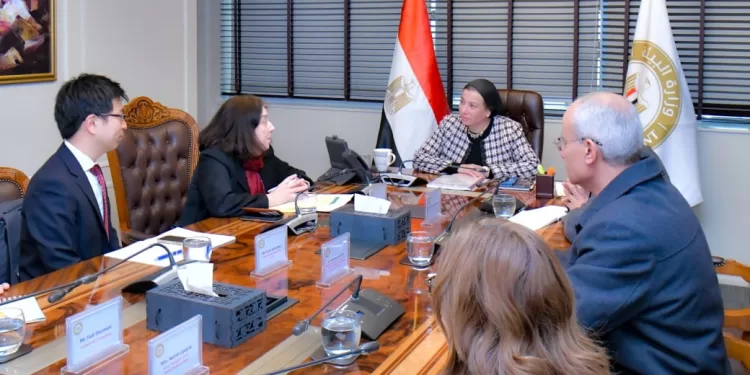 وزيرة البيئة تستعرض نتائج مشروع إدارة تلوث الهواء وتغير المناخ بالقاهرة الكبرى مع البنك الدولي 1 - جريدة الجمهورية وزيرة البيئة تستعرض نتائج مشروع إدارة تلوث الهواء وتغير المناخ بالقاهرة الكبرى مع البنك الدولي