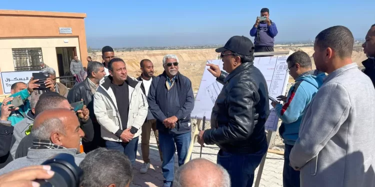 فيديو| وزيرتا البيئة والتنمية المحلية تُسَلِّمان مدافن صحية متطورة في سوهاج بتكلفة 234 مليون جنيه