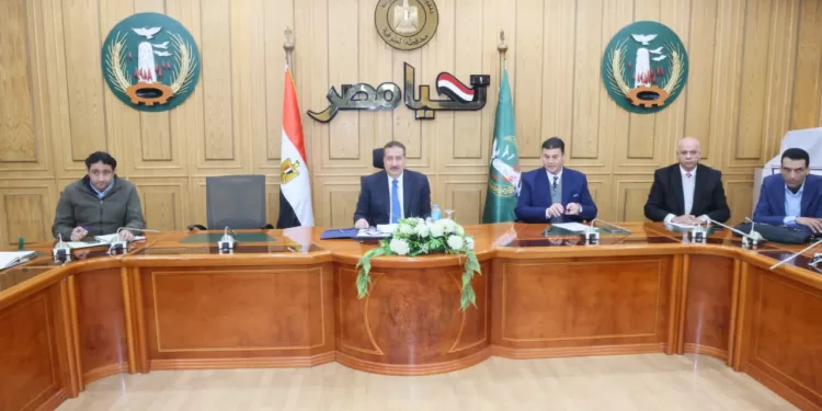 محافظ المنوفية يوجه بالتوسع في معارض «أهلاً رمضان» ويشدد على سرعة إنجاز ملفات التصالح