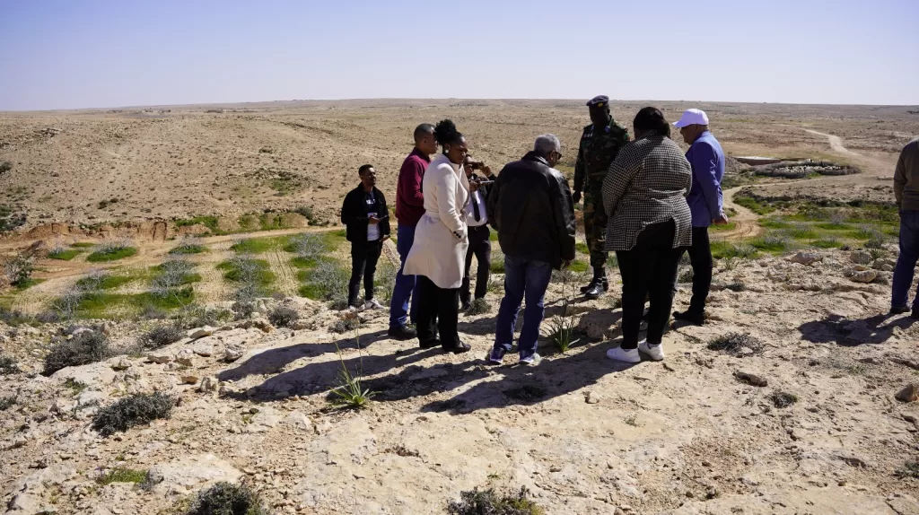 زيارة وفد زامبي رفيع المستوى لمركز مطروح لتعزيز التعاون في مجال الزراعة المستدامة 2 | جريدة الجمهورية