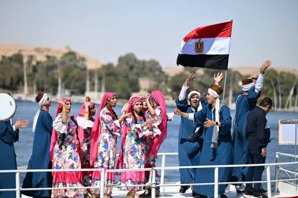 انطلاق الدورة الـ12 لمهرجان أسوان الدولي للثقافة والفنون بمشاركة 14 دولة 22 | جريدة الجمهورية