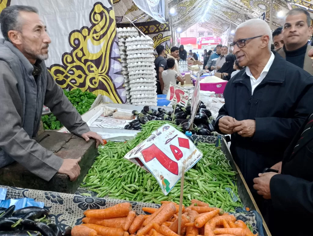 محافظ شمال سيناء يفتتح معرض «أهلًا رمضان» بالعريش 6 | جريدة الجمهورية