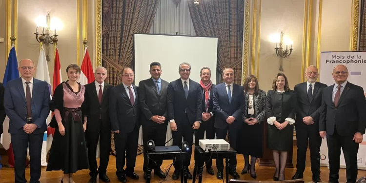 إسبانيا تشارك في «معرض الساقية للخدمات الثقافية»