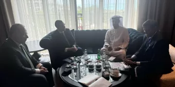 وزير الاستثمار يبحث مع اتصالات العالمية خطط التوسع وزيادة الاستثمارات في مصر
