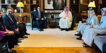 وزير الاستثمار يبحث مع اتصالات العالمية خطط التوسع وزيادة الاستثمارات في مصر